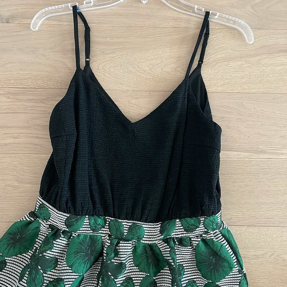 Doe & Rae Dress - Picture 4 of 7